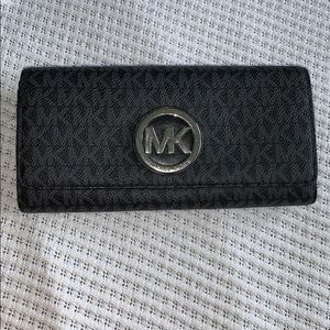 Michael Kors wallet